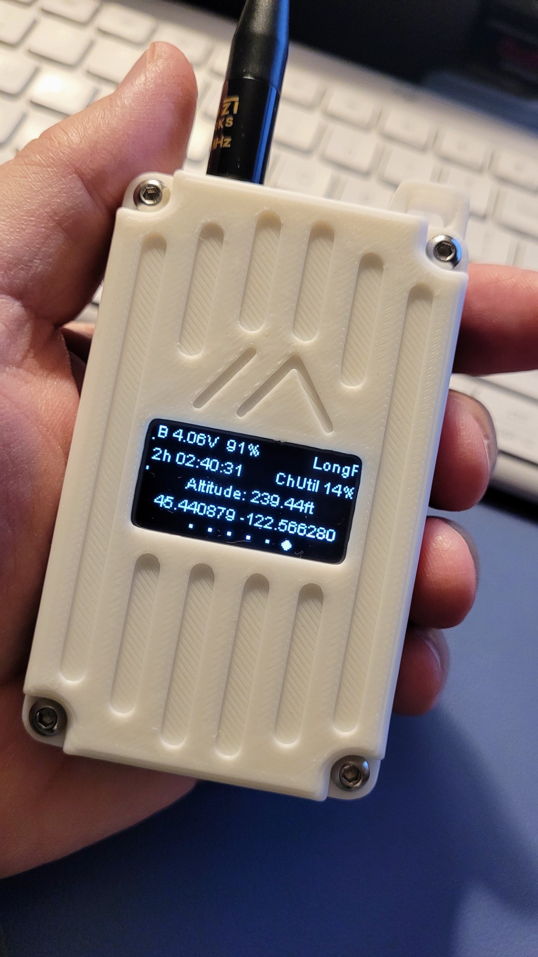 WisMesh Pocket Meshtastic device
